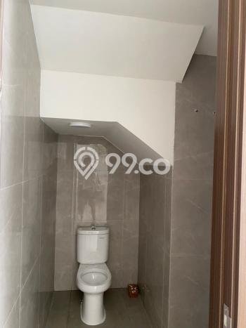 Disewakan! Rumah 3 Kamar Tidur &
3 Kamar Mandi di Bintaro, Tangerang Selatan Disewakan! Rumah 3 Kamar Tidur &
3 Kamar Mandi di Bintaro, Tangerang Selatan