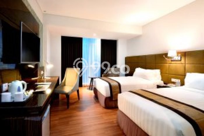 Unit Komersial Dijual di Yogyakarta LT 4030m2 & LB 9000m2 Unit Komersial Dijual di Yogyakarta LT 4030m2 & LB 9000m2