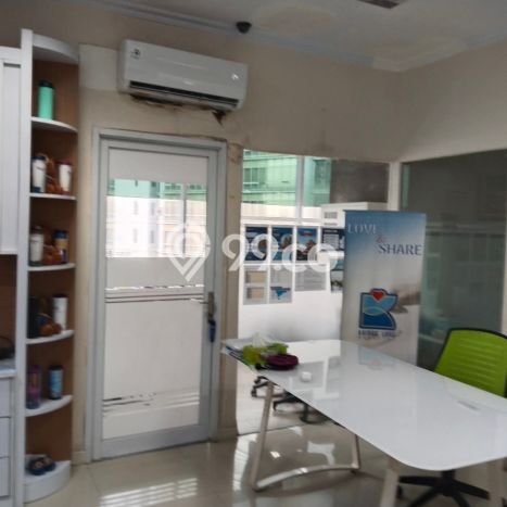 Unit Kantor Dijual di Jakarta Selatan LT 69m2 & LB 70m2 Unit Kantor Dijual di Jakarta Selatan LT 69m2 & LB 70m2