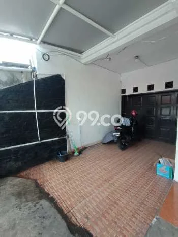 Ruko untuk Disewa di Pusat Bandung Luas Bangunan 39m2 Ruko untuk Disewa di Pusat Bandung Luas Bangunan 39m2