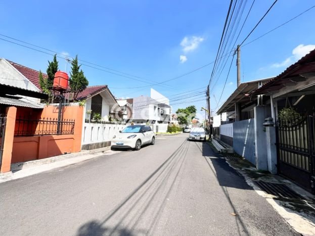 Sewa Rumah Murah di Cijerah Bandung Punya 4 Kamar Tidur Sewa Rumah Murah di Cijerah Bandung Punya 4 Kamar Tidur