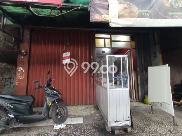 Ruko Disewa di Bandung dengan LB 30m2 Area Komersial Ramai Ruko Disewa di Bandung dengan LB 30m2 Area Komersial Ramai