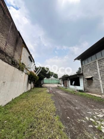 Gudang Disewa di Bandung dengan LB 720m2 Area Komersial Ramai Gudang Disewa di Bandung dengan LB 720m2 Area Komersial Ramai