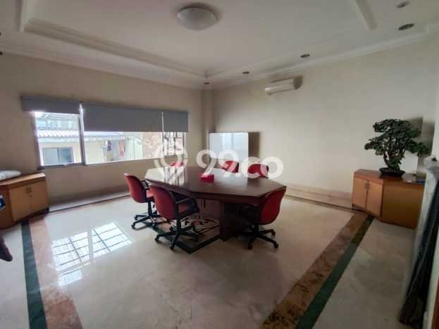 Gudang Dijual di Tangerang LT 1125m2 & LB 11809m2 Lokasi Terbaik! Gudang Dijual di Tangerang LT 1125m2 & LB 11809m2 Lokasi Terbaik!
