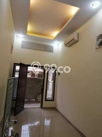 Rumah dengan Lokasi Strategis 3 KT di BSD Griya Loka, Tangerang Rumah dengan Lokasi Strategis 3 KT di BSD Griya Loka, Tangerang