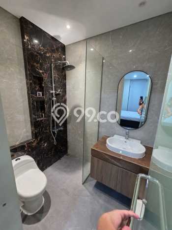 Rumah Luxury Modern Tanpa Renovasi di Daan Mogot Jakarta Barat Rumah Luxury Modern Tanpa Renovasi di Daan Mogot Jakarta Barat