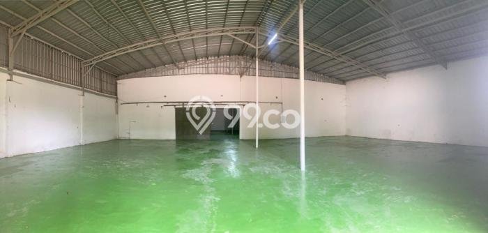 Pabrik Disewakan Kawasan Pasar Kemis, Luas 2888m², Area Premium, Siap Bisnis Pabrik Disewakan Kawasan Pasar Kemis, Luas 2888m², Area Premium, Siap Bisnis