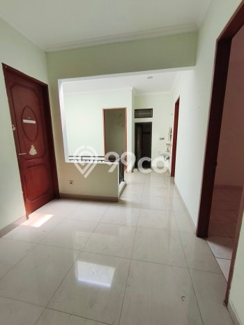 Rumah Luxury Modern Tanpa Renovasi di Gading Serpong Tangerang Rumah Luxury Modern Tanpa Renovasi di Gading Serpong Tangerang
