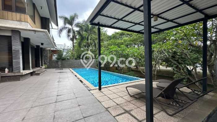 For Sale! Luxury House LT 570m2 Desain Modern di BSD City For Sale! Luxury House LT 570m2 Desain Modern di BSD City