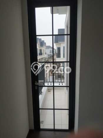 Hunian Cantik Minimalis Lb 166m2 di Cikupa, Tangerang Hunian Cantik Minimalis Lb 166m2 di Cikupa, Tangerang