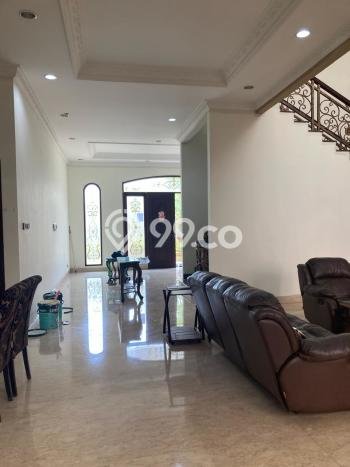 Dijual Rumah Mewah Megah Dengan View Eksklusif di Gading Serpong, Tangerang Dijual Rumah Mewah Megah Dengan View Eksklusif di Gading Serpong, Tangerang