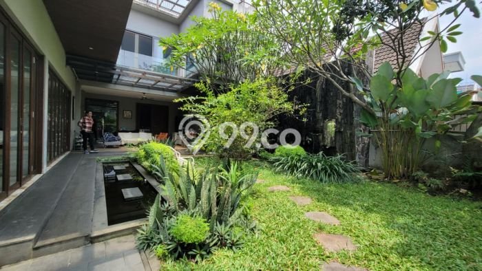 Ready to Use! Luxury House LT 624m2 Desain Modern di Gading Serpong Ready to Use! Luxury House LT 624m2 Desain Modern di Gading Serpong