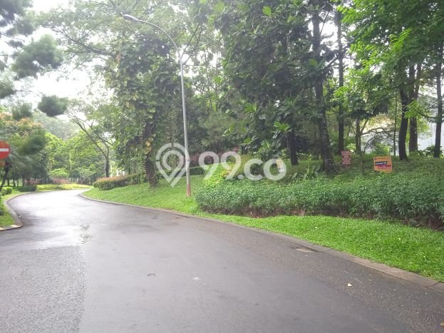 Tanah di BSD, Tangerang Selatan Luas 625m2 Dijual Segera Tanah di BSD, Tangerang Selatan Luas 625m2 Dijual Segera