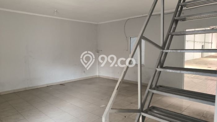 Area Strategis! Disewakan Gudang Lokasi Cipondoh, Tangerang Cocok untuk Bisnis Area Strategis! Disewakan Gudang Lokasi Cipondoh, Tangerang Cocok untuk Bisnis