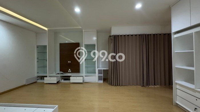 Rumah sewa siap huni 4 Kamar Tidur di Pantai Indah Kapuk, Jakarta Utara Rumah sewa siap huni 4 Kamar Tidur di Pantai Indah Kapuk, Jakarta Utara