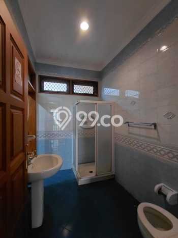 Jarang Ada! Rumah Kontrakan 6 Kamar Bagus Siap Huni Cipete Jarang Ada! Rumah Kontrakan 6 Kamar Bagus Siap Huni Cipete