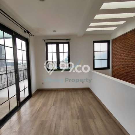 For Sale! Luxury House LT 143m2 Desain Modern di Cipete For Sale! Luxury House LT 143m2 Desain Modern di Cipete