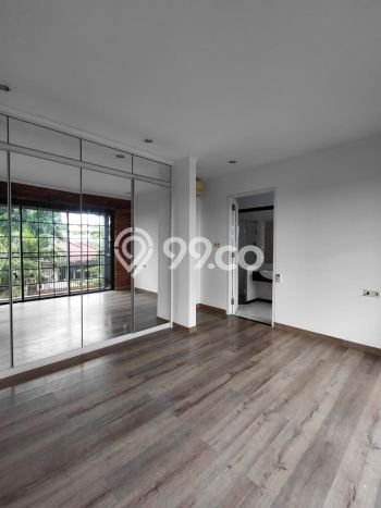 Ready to Use! Premium House LT 137m2 Desain Modern di Cipete Ready to Use! Premium House LT 137m2 Desain Modern di Cipete