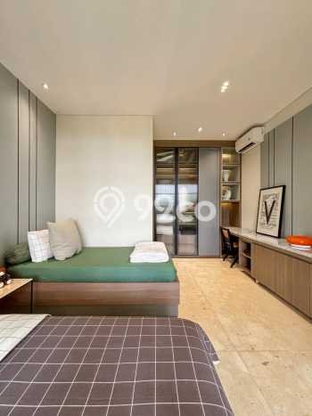 Rumah Luxury Modern Tanpa Renovasi di Bintaro Jakarta Selatan Rumah Luxury Modern Tanpa Renovasi di Bintaro Jakarta Selatan
