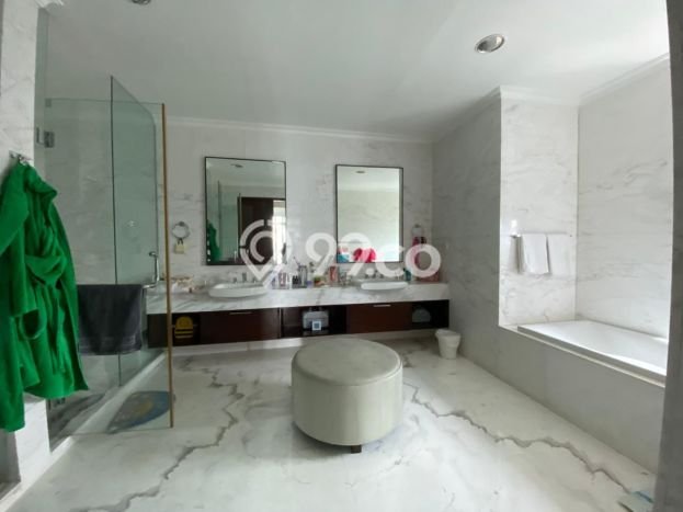 Siap Milik Apartemen Mewah 4 KT & 3 KM di Kebayoran Baru, Jakarta Selatan Siap Milik Apartemen Mewah 4 KT & 3 KM di Kebayoran Baru, Jakarta Selatan