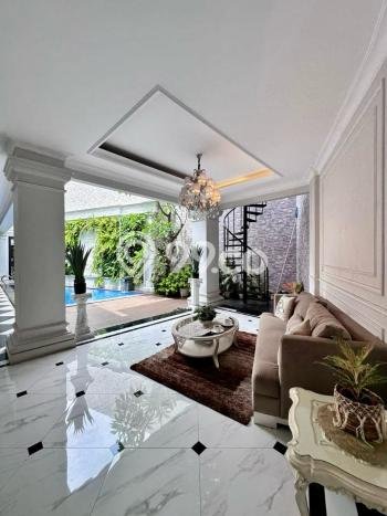 Hunian Elit LB 600m2 Siap Pakai Desain Elegan di Pondok Indah, Jakarta Selatan Hunian Elit LB 600m2 Siap Pakai Desain Elegan di Pondok Indah, Jakarta Selatan