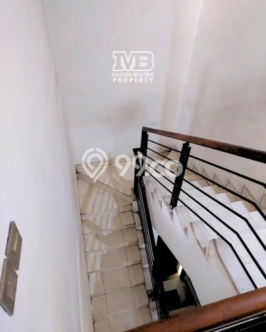 For Sale! Luxury House LT 144m2 Desain Modern di BSD For Sale! Luxury House LT 144m2 Desain Modern di BSD