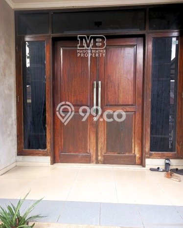 Ready to Use! Luxury House LT 230m2 Desain Modern di BSD Ready to Use! Luxury House LT 230m2 Desain Modern di BSD