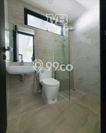Dijual Rumah Luas Elegan Dengan View Cantik di BSD, Tangerang Dijual Rumah Luas Elegan Dengan View Cantik di BSD, Tangerang