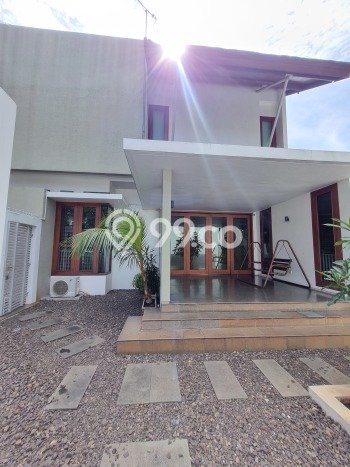 Rumah Elit Modern Siap Huni di Kemang Jakarta Selatan Rumah Elit Modern Siap Huni di Kemang Jakarta Selatan