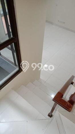 Rumah Luas Asri 3 KT Siap Pakai di BSD Green Wich Tangerang Rumah Luas Asri 3 KT Siap Pakai di BSD Green Wich Tangerang