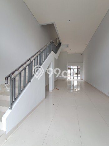 Dijual! Ruko di Gading Serpong Tangerang LT 108m2 / LB 326m2 Kawasan Strategis Dijual! Ruko di Gading Serpong Tangerang LT 108m2 / LB 326m2 Kawasan Strategis