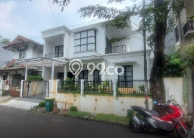 Ready to Use! Premium House LT 180m2 Desain Elegan di Bintaro Ready to Use! Premium House LT 180m2 Desain Elegan di Bintaro