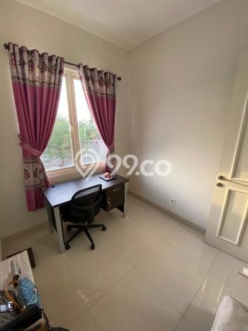 For Sale Rumah 5 Kamar Lokasi Strategis Bagus dan Strategis di Cipondoh For Sale Rumah 5 Kamar Lokasi Strategis Bagus dan Strategis di Cipondoh