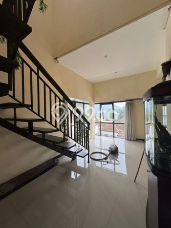 Siap Huni Rumah Mewah 5 Kamar di Lembang Dekat ke Mana Pun Siap Huni Rumah Mewah 5 Kamar di Lembang Dekat ke Mana Pun