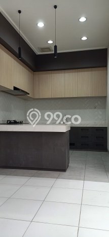 Sewa Rumah Murah di Summarecon Bekasi Bekasi dengan 4 KT Sewa Rumah Murah di Summarecon Bekasi Bekasi dengan 4 KT