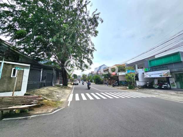 Rumah Eksklusif Siap Huni LT 281m2 di Duren Sawit, Jakarta Timur Rumah Eksklusif Siap Huni LT 281m2 di Duren Sawit, Jakarta Timur