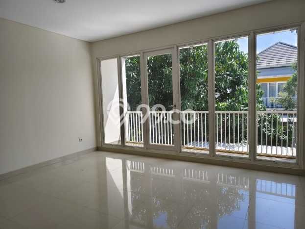 Jual Rumah Mewah Megah Dengan View Eksklusif di Summarecon Bekasi, Bekasi Jual Rumah Mewah Megah Dengan View Eksklusif di Summarecon Bekasi, Bekasi