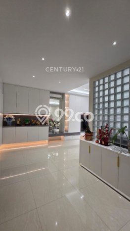 Hunian Mewah LB 315m2 Siap Huni Desain Elegan di Pantai Indah Kapuk, Jakarta Utara Hunian Mewah LB 315m2 Siap Huni Desain Elegan di Pantai Indah Kapuk, Jakarta Utara