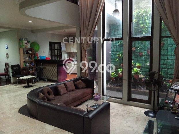 Ready to Use! Luxury House LT 360m2 Desain Elegan di Kedoya Baru Ready to Use! Luxury House LT 360m2 Desain Elegan di Kedoya Baru
