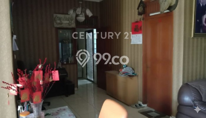 Dijual Rumah Luas Megah Dengan View Eksklusif di Jelambar, Jakarta Barat Dijual Rumah Luas Megah Dengan View Eksklusif di Jelambar, Jakarta Barat