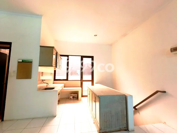 Ruko Dijual di Bandung LT 121m2 & LB 165m2 Lokasi Terbaik! Ruko Dijual di Bandung LT 121m2 & LB 165m2 Lokasi Terbaik!