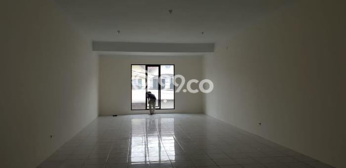Untuk Dijual! Ruko di Caringin Bandung LT 121m2 / LB 165m2 Kawasan Strategis Untuk Dijual! Ruko di Caringin Bandung LT 121m2 / LB 165m2 Kawasan Strategis