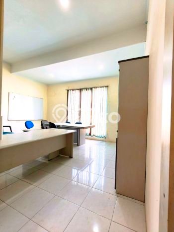 Ruko Dijual di Bandung LT 121m2 & LB 165m2 Lokasi Terbaik! Ruko Dijual di Bandung LT 121m2 & LB 165m2 Lokasi Terbaik!