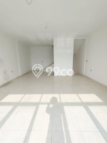 Ruko Dijual di Jakarta Utara LT 180m2 & LB 540m2 Lokasi Terbaik! Ruko Dijual di Jakarta Utara LT 180m2 & LB 540m2 Lokasi Terbaik!