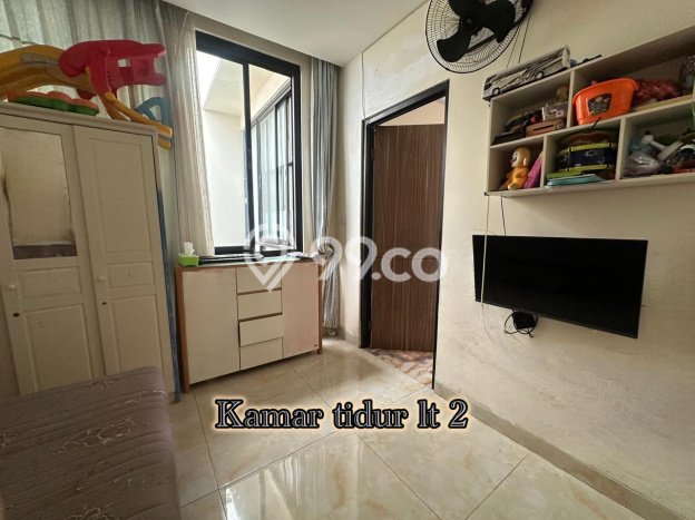 Siap Huni Rumah Minimalis & Modern LB 168m2 di Muara Karang Siap Huni Rumah Minimalis & Modern LB 168m2 di Muara Karang