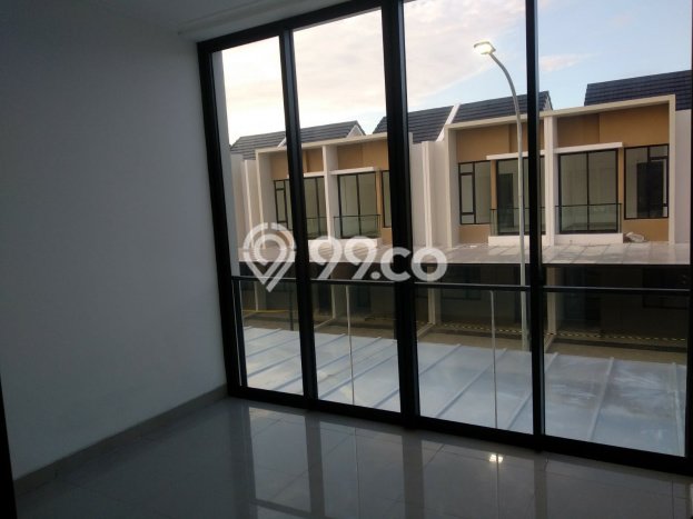 Jual Rumah Luas Megah Dengan View Eksklusif di Pantai Indah Kapuk 2, Jakarta Utara Jual Rumah Luas Megah Dengan View Eksklusif di Pantai Indah Kapuk 2, Jakarta Utara