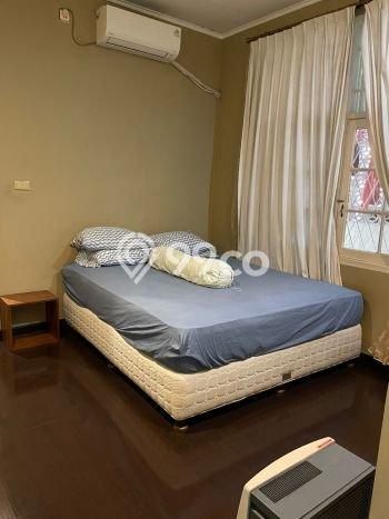 For Sale! Luxury House LT 500m2 Desain Elegan di Pondok Labu For Sale! Luxury House LT 500m2 Desain Elegan di Pondok Labu