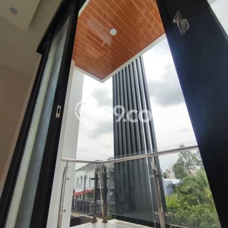 Rumah Modern 3 Kamar LT 125m2 di Meruya Rumah Modern 3 Kamar LT 125m2 di Meruya