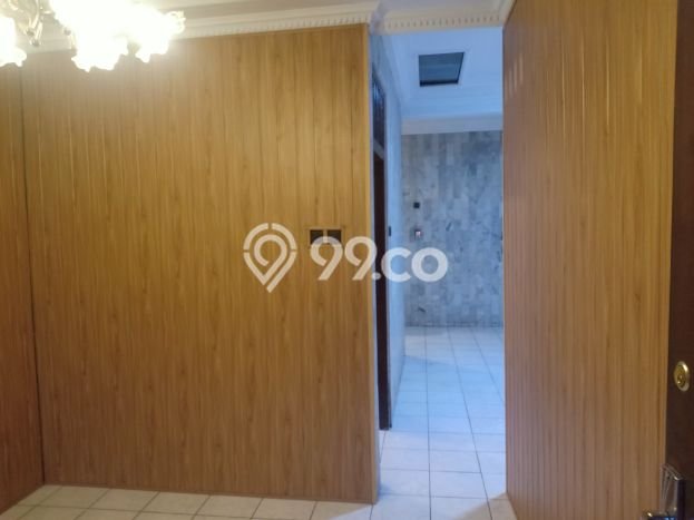 Dijual Hunian Rumah Terawat 5 Kamar di Cibaduyut, Bandung Dijual Hunian Rumah Terawat 5 Kamar di Cibaduyut, Bandung
