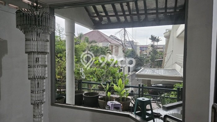 Jual Rumah Luas Megah Dengan View Eksklusif di Sunrise Garden, Jakarta Barat Jual Rumah Luas Megah Dengan View Eksklusif di Sunrise Garden, Jakarta Barat